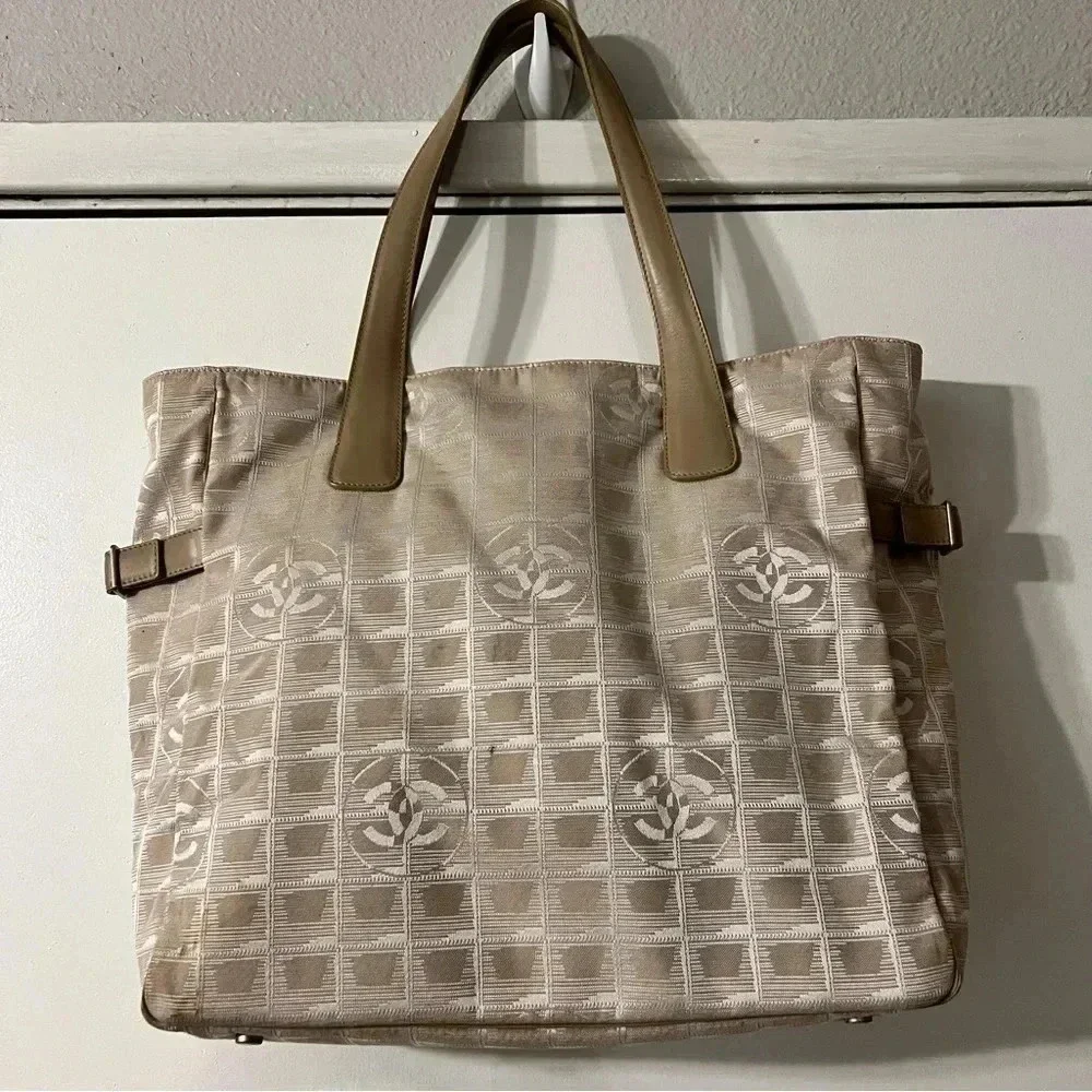 CHANEL vintage from